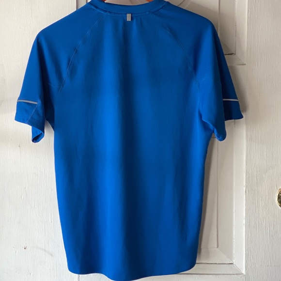 Nike dry fit short sleeve white/blue shirt size Medium - Picture 6 of 6